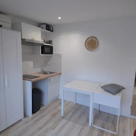 Studio Cassin - Next To Tramway Line 2 Near Airport Nice Exterior photo