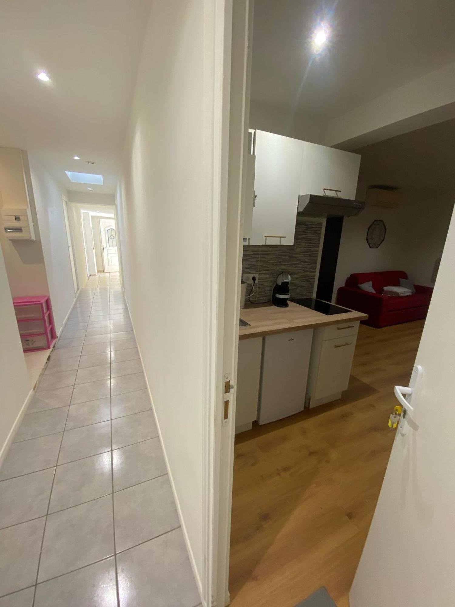 Cassin - Next To Tramway Line 2 Near Airport *