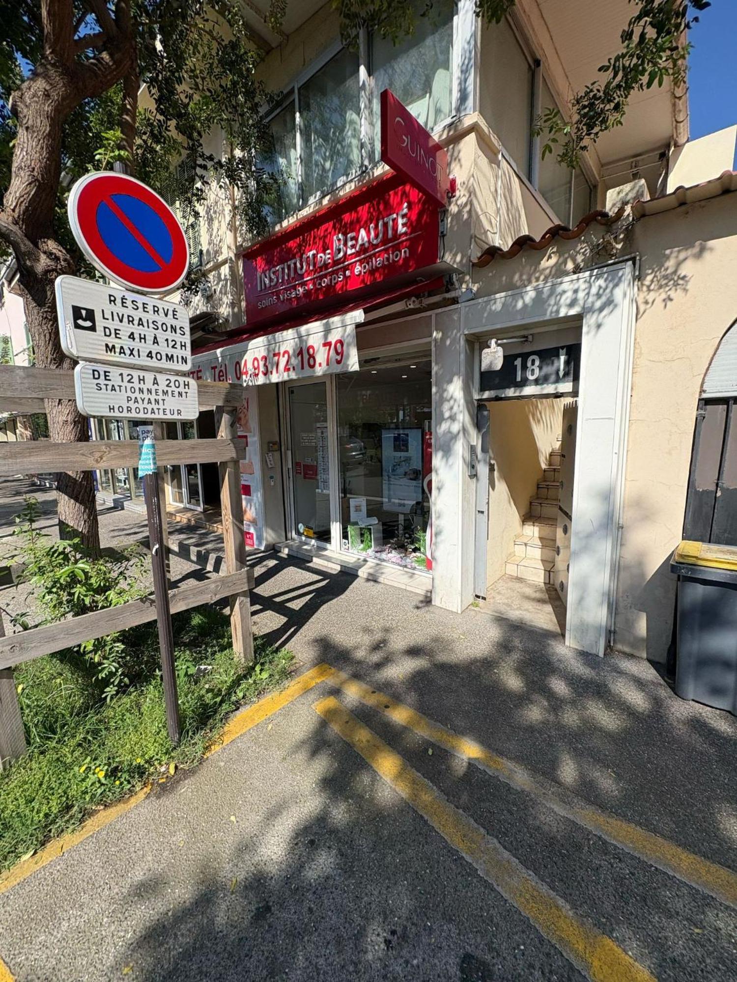 Cassin - Next To Tramway Line 2 Near Airport